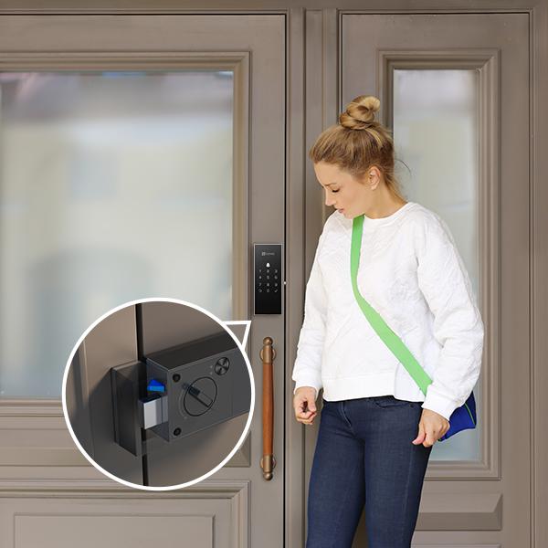 Inteligentny zamek cyfrowy Ezviz DL03 czarny 9 Inteligentny zamek cyfrowy Ezviz DL03 czarny - obrazek 9