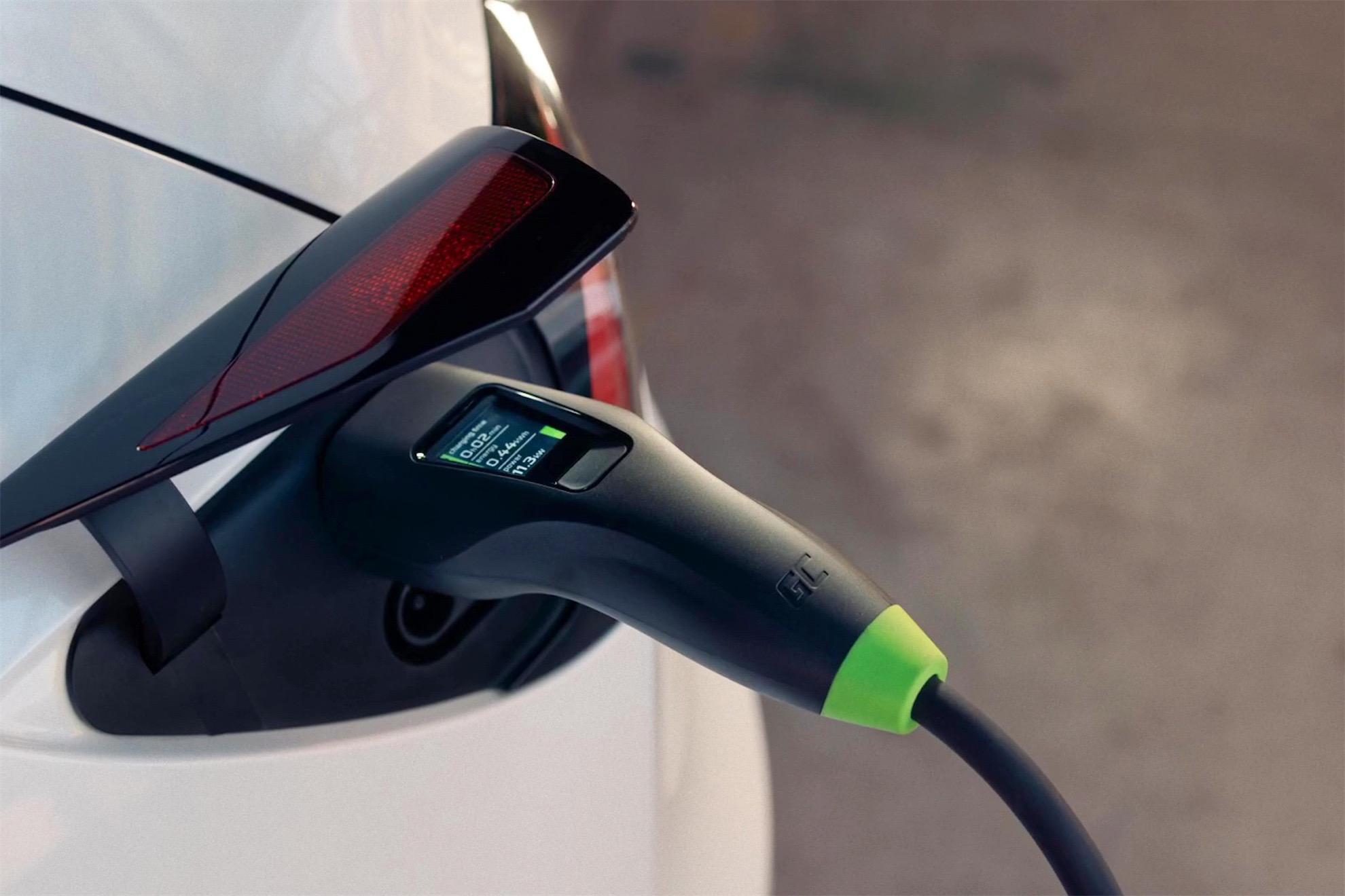 ŁADOWARKA DO SAMOCHODÓW ELEKTRYCZNYCH 2w1 Green Cell Habu EVGC01 11kW TYPE 2 7M WALLBOX MOBILNA - obrazek 2