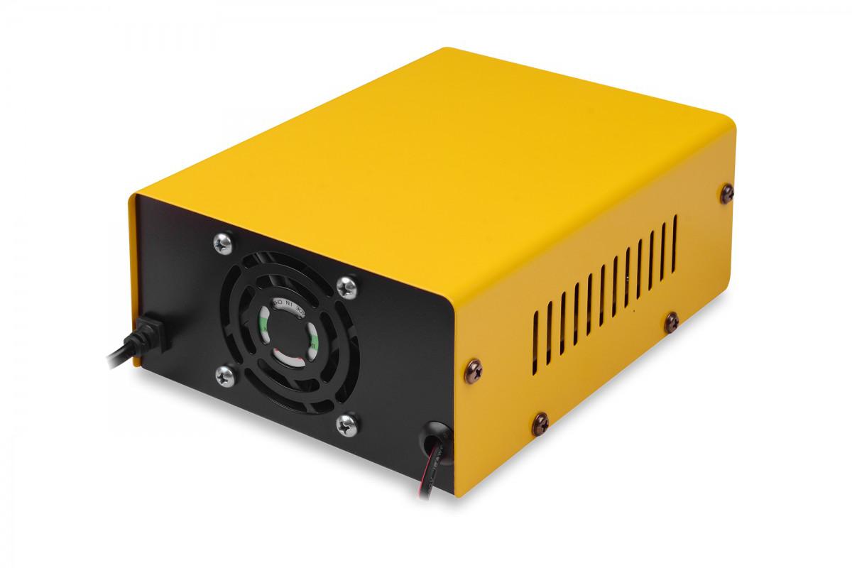 Prostownik Smart Volt Polska 6V/12V 15A A16 - obrazek 2