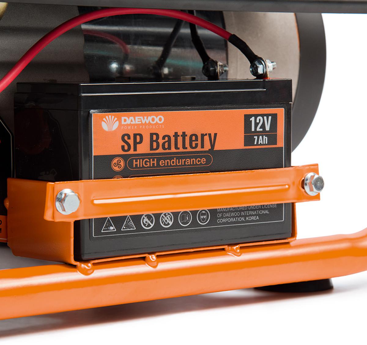 ZESTAW AGREGAT PRĄDOTWÓRCZY DAEWOO GDA 3500E 3.2kW + GENERATOR OIL SAE 10W-30 DWO 600 6 9e98a933095eed01c88a902e26d44729