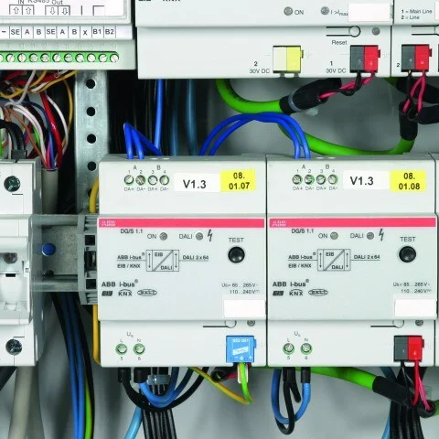 Ogranicznik przepięć BUStector do systemów EIB/KNX Typ 2 2 5aa213977b1b0b7f0d43392de150a2f1